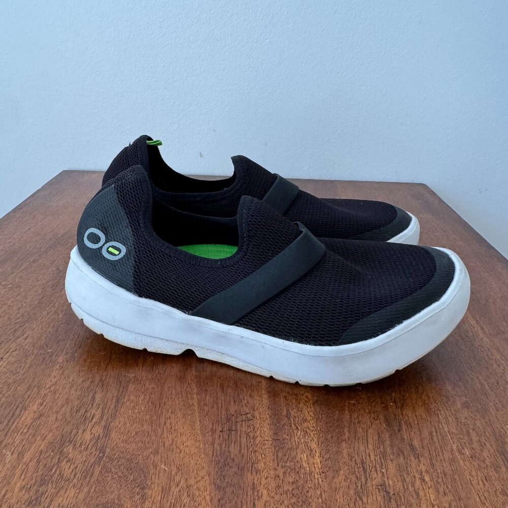 OOFOS OOmg Eezee Low Recovery Slip-on Shoes
